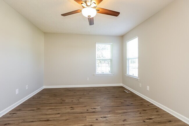Building Photo - 1171 Osborne Ln