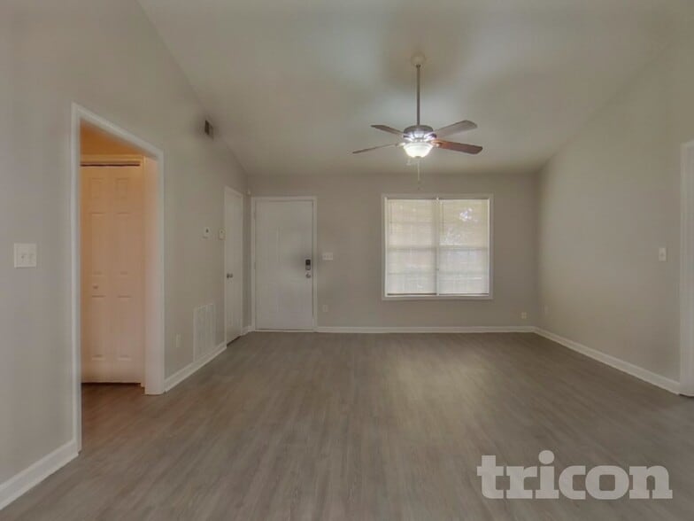 Building Photo - 93 Southern Trace Way