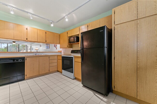Building Photo - 2621 Village Blvd