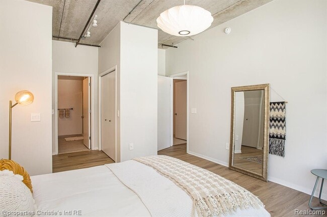 Building Photo - 3670 Woodward Ave