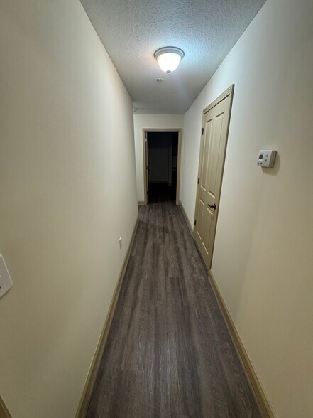 Building Photo - 1711 Muscovy Way