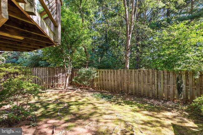 Building Photo - 15023 Oak Crest Ct