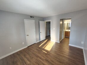 Building Photo - 600 Reusens Rd