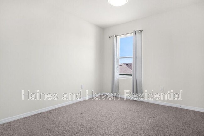 Building Photo - 4027 Alissa Ln