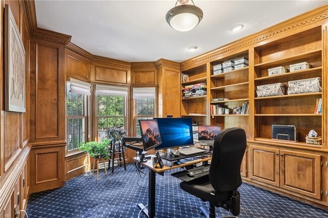 Building Photo - 403 Worth Ct