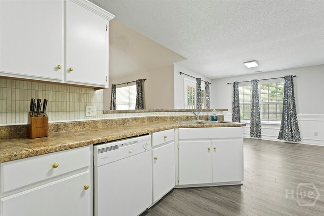 Building Photo - 169 Fontenot Dr