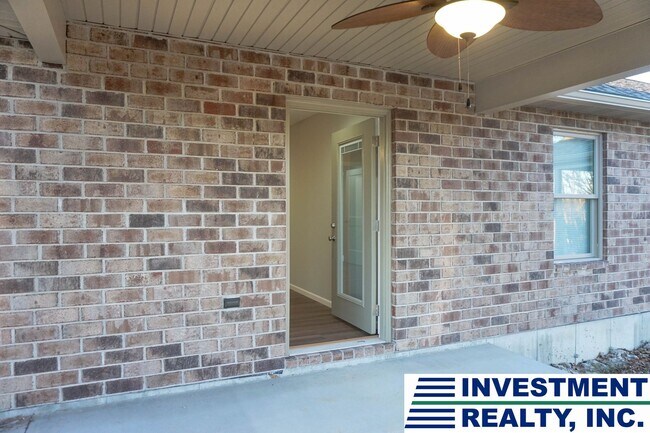 Building Photo - 1502 St Marias St