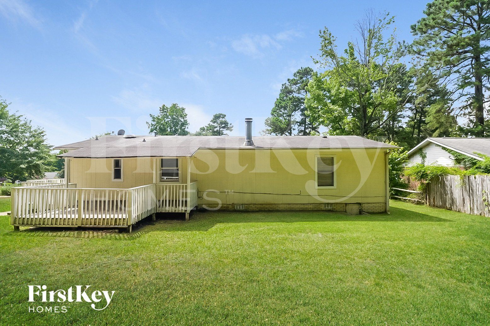 Building Photo - 160 Sherwood Loop