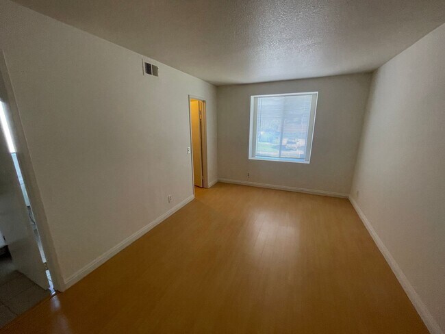 Building Photo - 24399 Fiji Dr