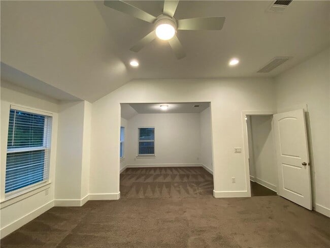 Building Photo - 4460 Arques Ave
