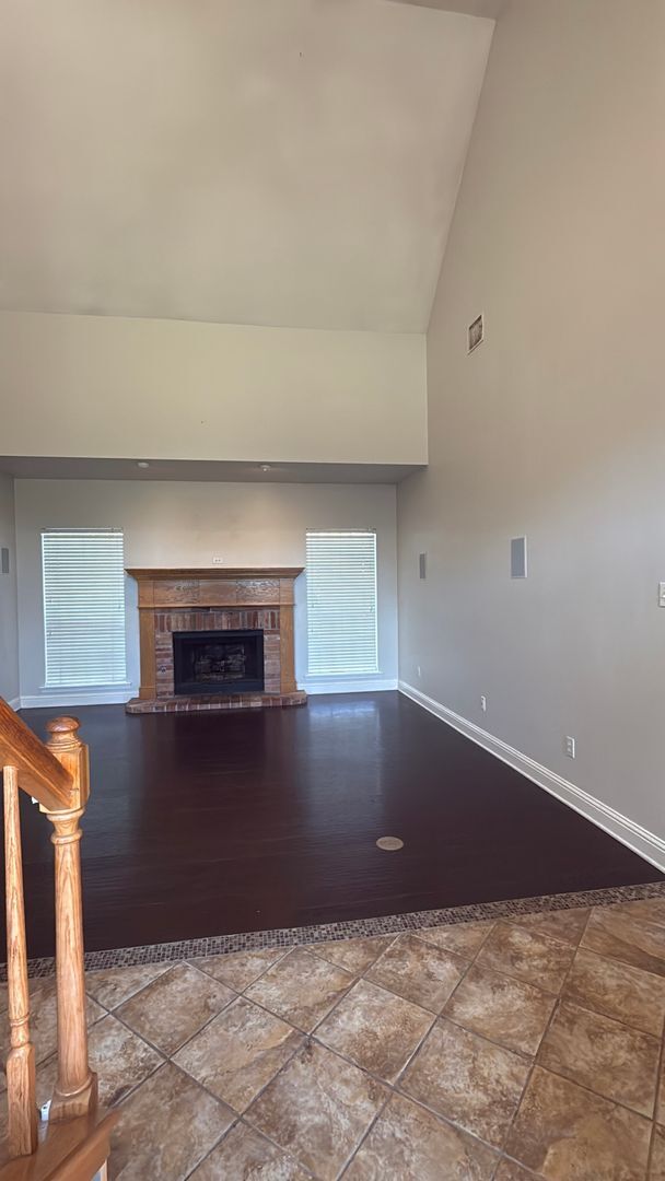 Building Photo - Rental Property