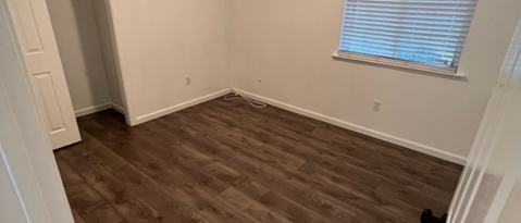Building Photo - 476 Emily Way