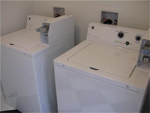 Building Photo - 2520 Hopkins St