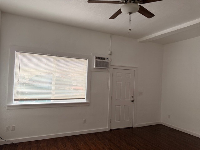 Building Photo - 206 2nd St