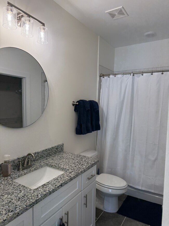 Building Photo - Northgate Townhomes Auburn