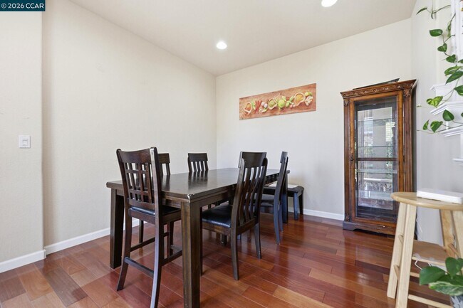 Building Photo - 165 Paddington Ct