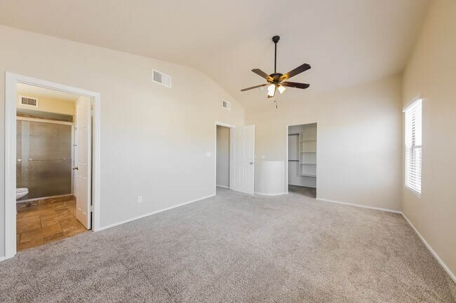 Building Photo - 4710 W Havasupai Dr