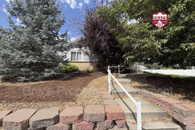 Primary Photo - 1599 Benton St