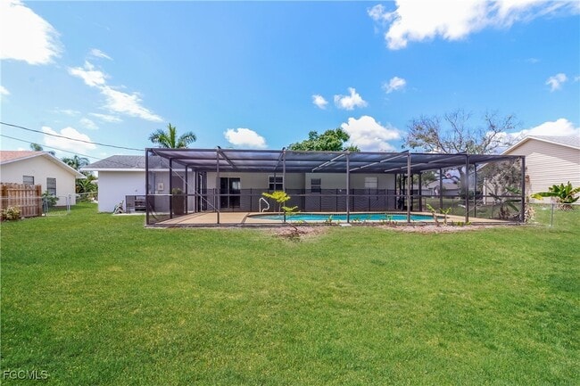 Building Photo - 18529 Phlox Dr