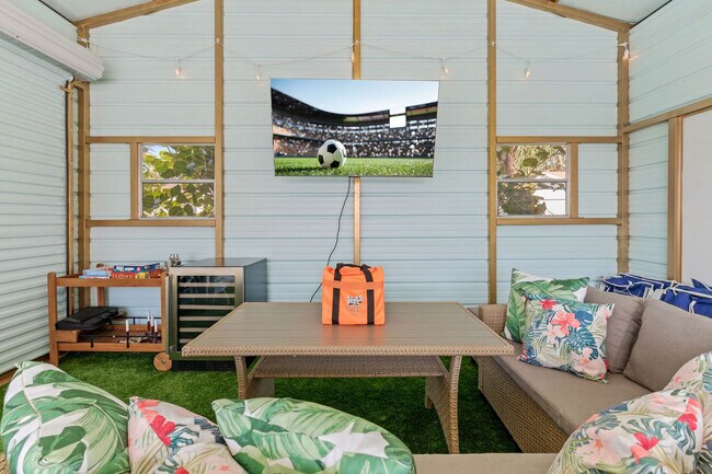 Building Photo - 12263 90th Ave