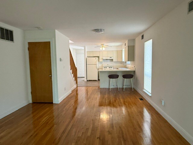 Building Photo - 14B Ashwood Rd