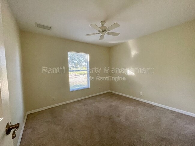 Building Photo - 2901 4th St SW