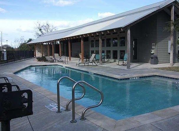 Building Photo - 1201 Grove Blvd