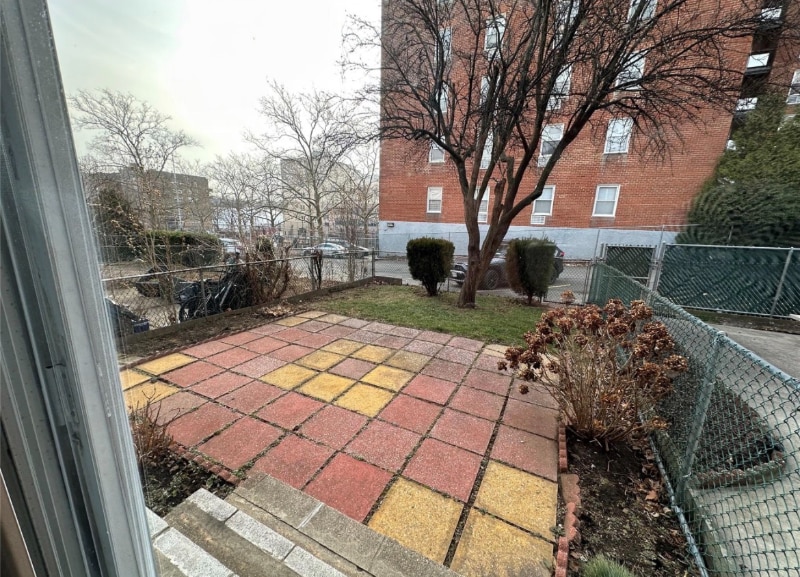 Building Photo - 18-16 Bell Blvd