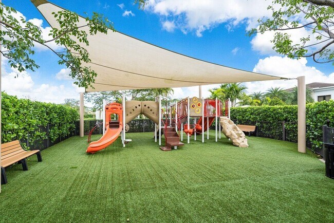 Building Photo - 13393 Artisan Cir