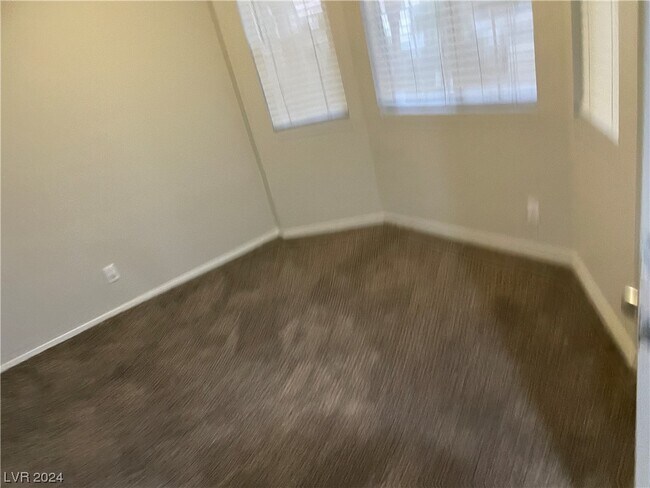 Building Photo - 8410 Eldora Ave
