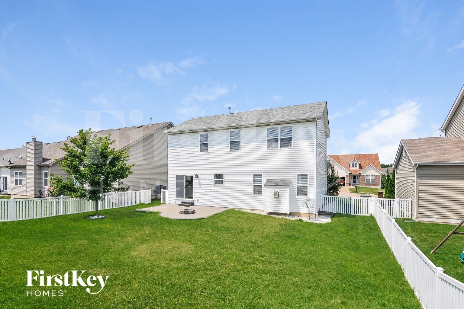 Building Photo - 135 Berry Manor Cir