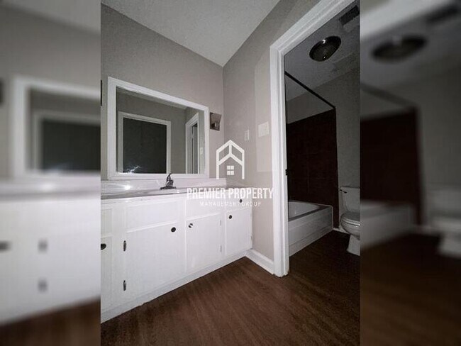 Building Photo - 3778 Kennings Dr