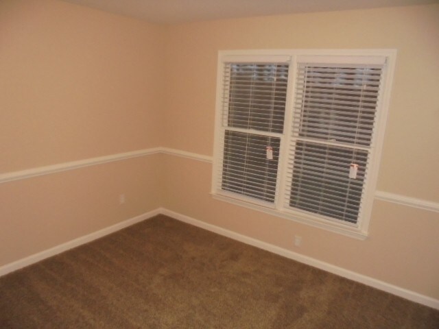 Photo - 2235 Saluda Ln NW