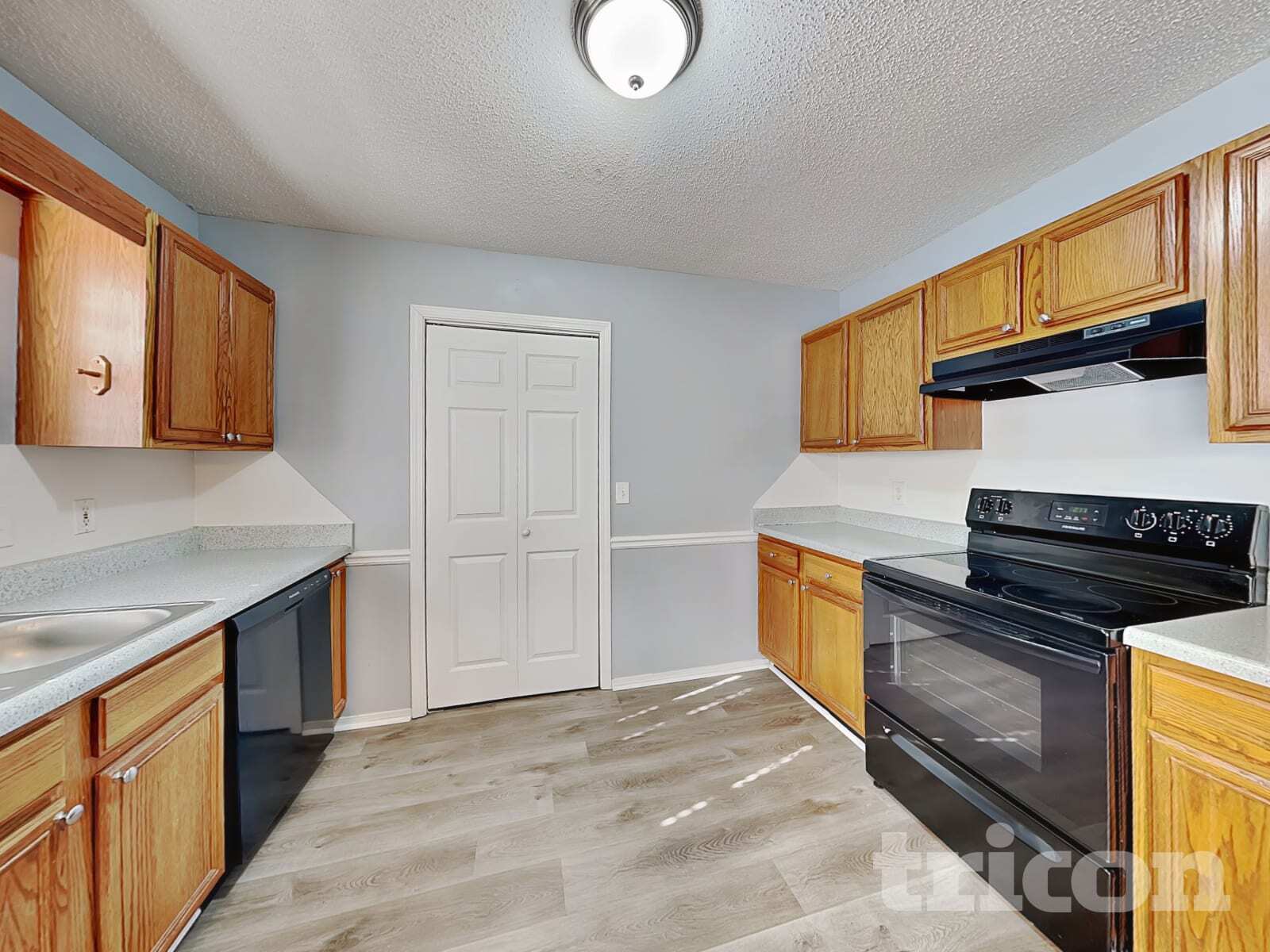 Building Photo - 85 Brandon Dr