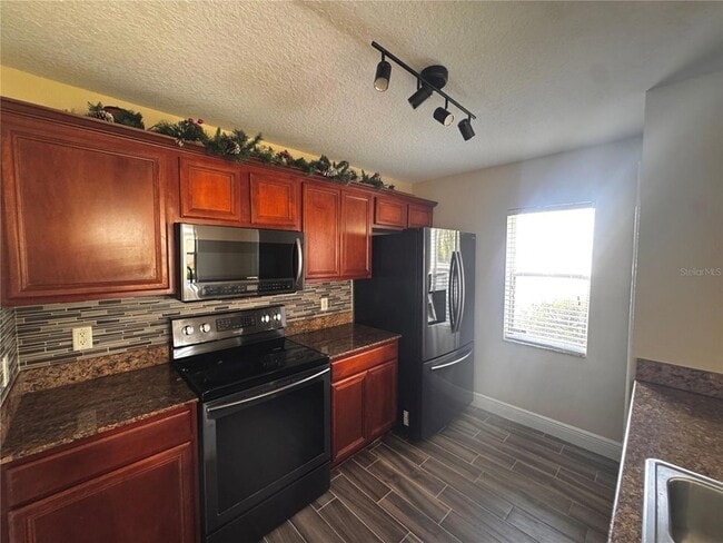 Building Photo - 3460 Castle Stone Ct