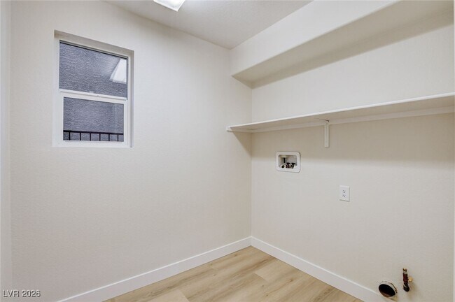 Building Photo - 10807 Cather Ave