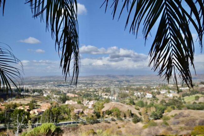 Building Photo - Anaheim Hills 2 Bedroom Plus Loft and Spa ...