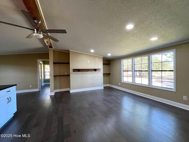 Building Photo - 188 Shady Grove Rd