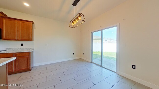 Building Photo - 3583 Shiner Dr