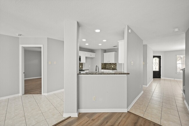 Building Photo - 14614 Hazy Ridge Ln