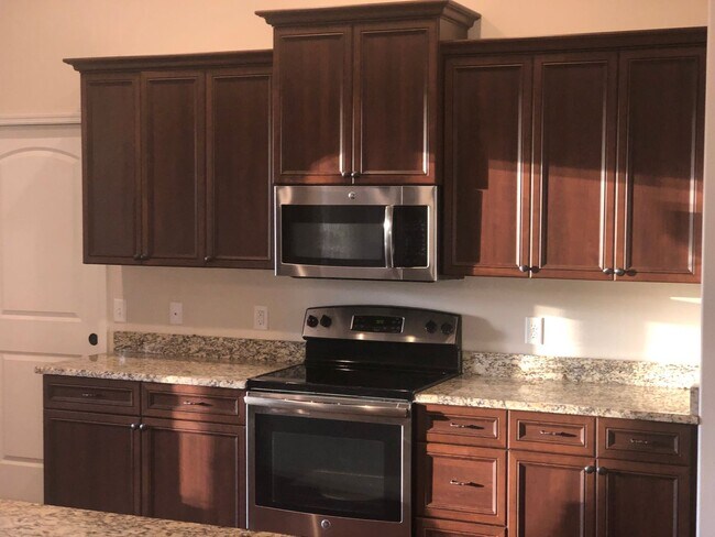 Building Photo - Beautiful Home In Cinnamon Hills