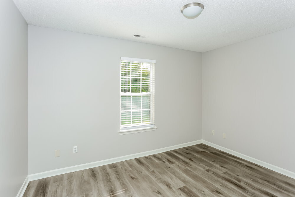 Building Photo - 1003 Salmon River Dr