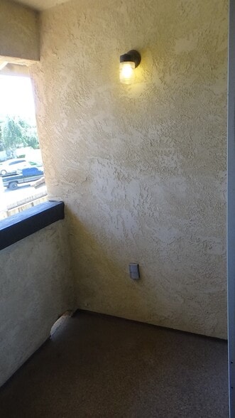 Balcony - 721 Summerwood Ln