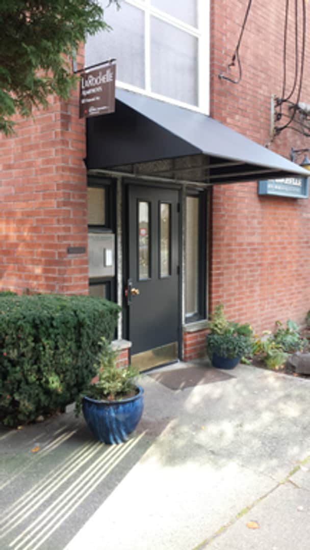 Interior Photo - La Rochelle