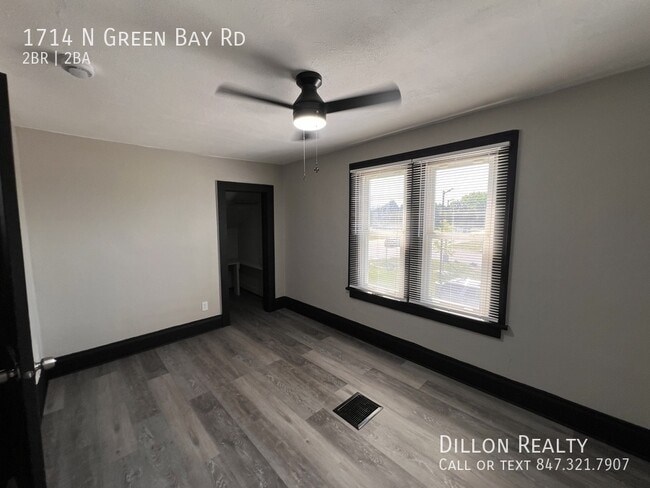 Building Photo - 1714 N Green Bay Rd