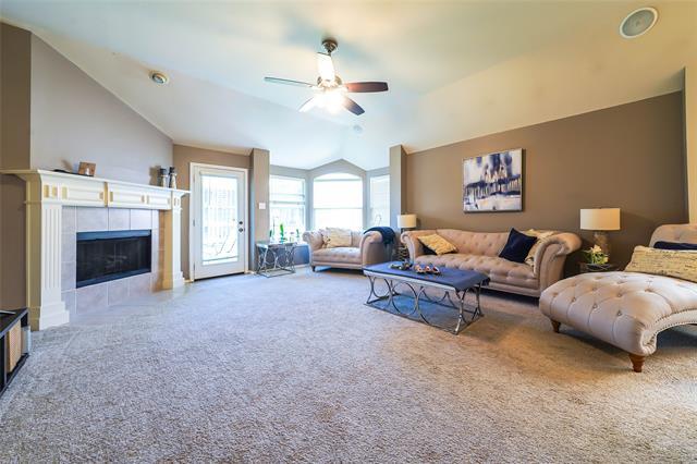 Building Photo - 18667 Gibbons Dr