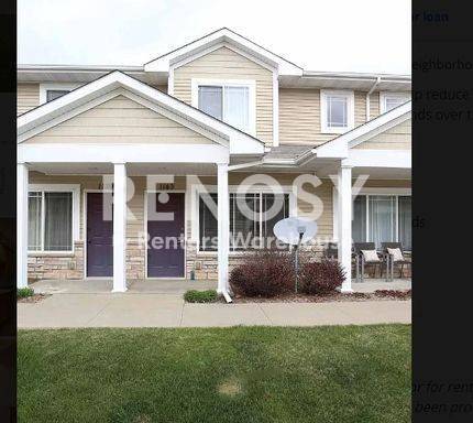 Building Photo - 1143 NE 8th Ln