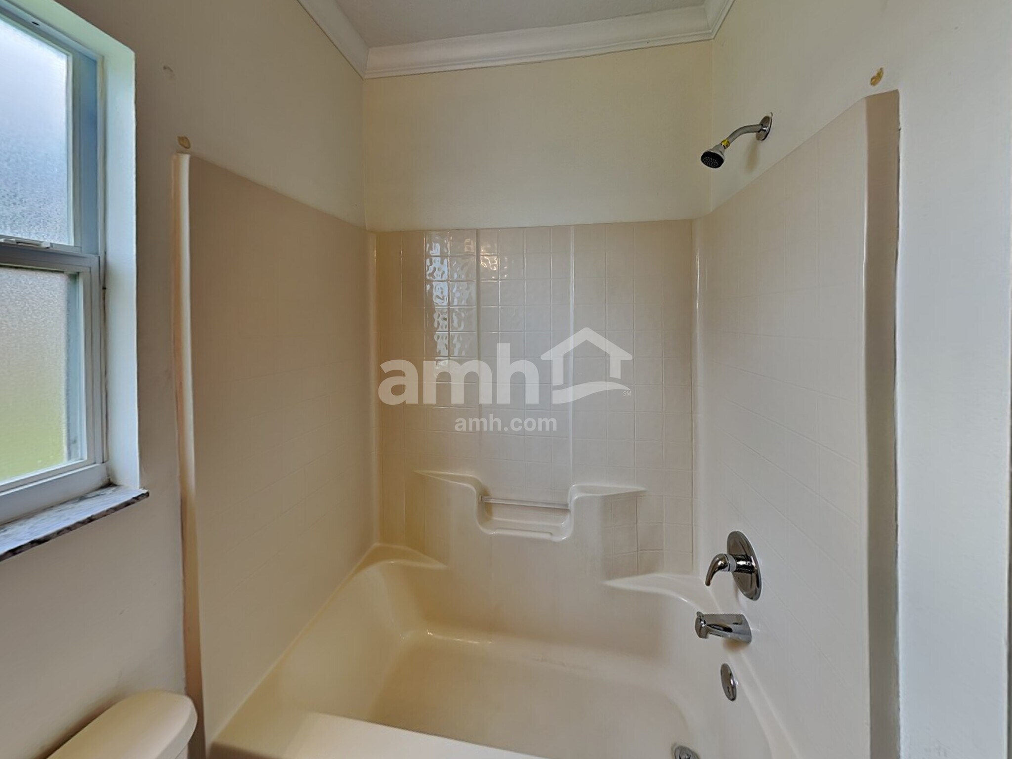 Building Photo - 306 Chiquita Ct