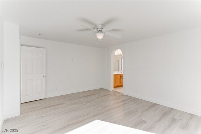 Building Photo - 523 Moses Lake Ct