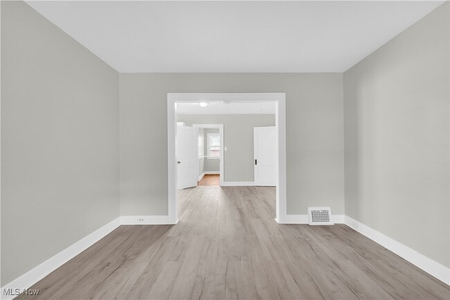 Building Photo - 4455 W 48th St